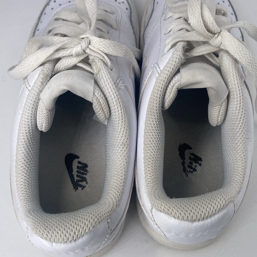 Nike Court Vision Low Triple White CD5434-100 Women's Size 7.5 - Picture 8 of 9